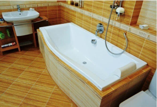 картинка Акриловая ванна Ravak Magnolia 170 см с ножками CY60000000 