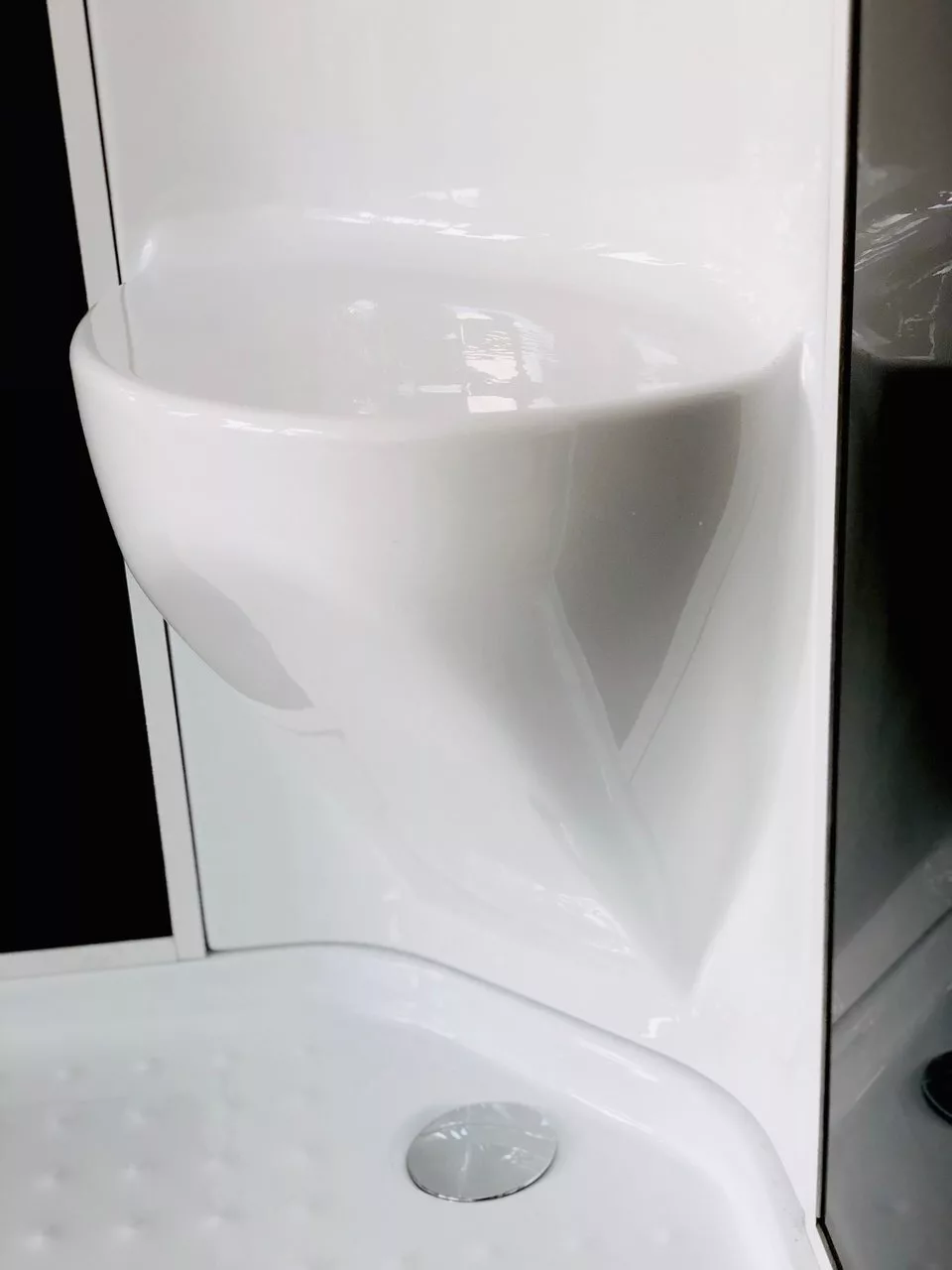 картинка Душевая кабина Royal Bath 100HK7-BT-CH (черное/прозрачное) 100x100x217 