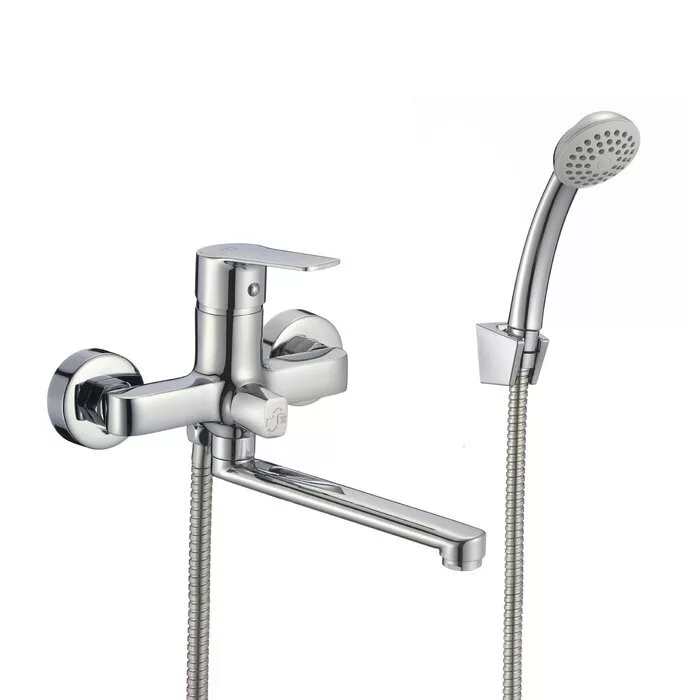 картинка Смеситель Milardo Helic HELSB02M02 для ванны с душем 