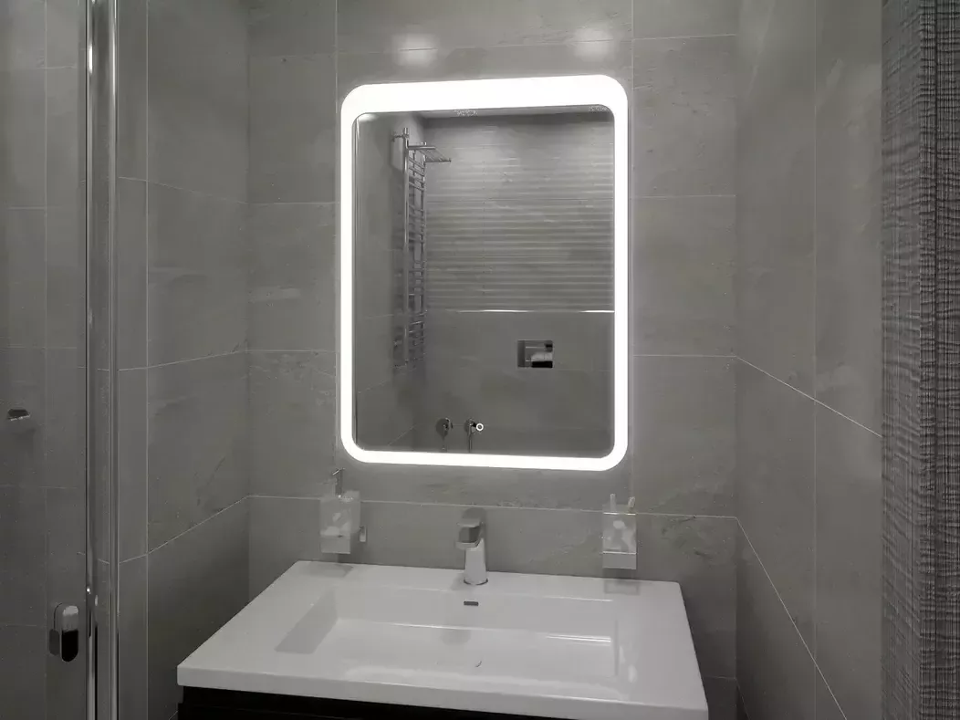фото Зеркало Континент "Lacio LED" 600х800 с подсветской 