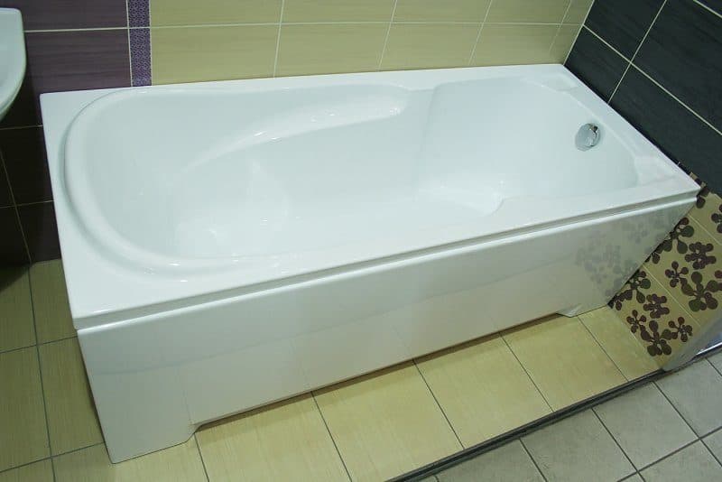 картинка Акриловая ванна Besco Majka Nova 120x70 с каркасом KMP12070 