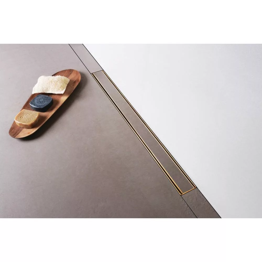картинка Желоб водосток BERGES B1 Keramik 700, золото глянец, вертикальный выпуск S-сифон D50/105 H30/80мм 