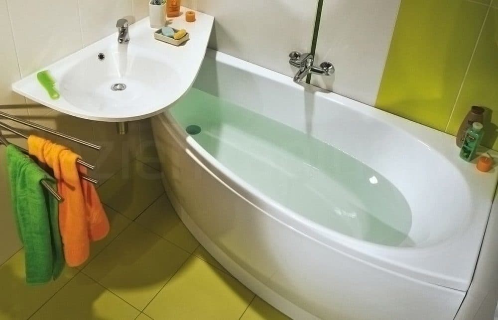 картинка Акриловая ванна Ravak Avocado R 150 см с ножками CYS0000000 
