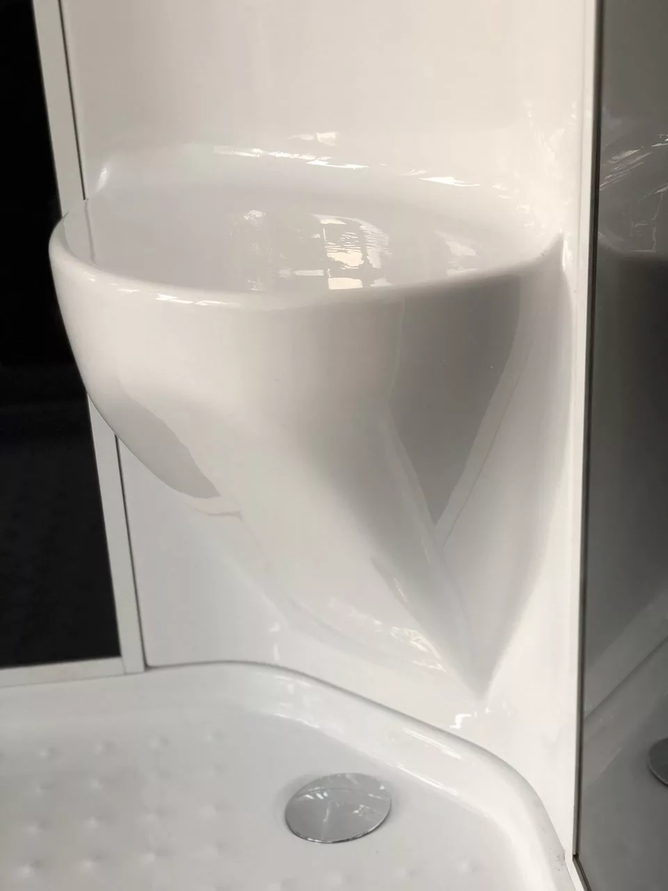 картинка Душевая кабина Royal Bath 80HP6-BT-CH (черное/прозрачное) 80x80x217 