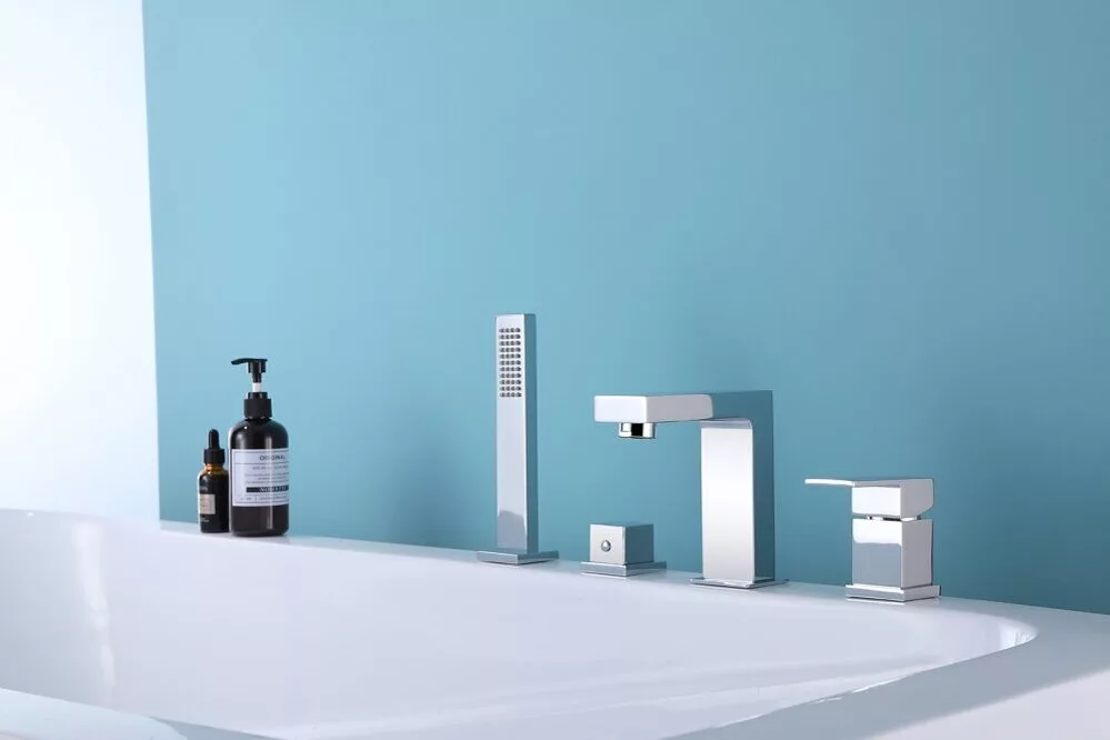 картинка Смеситель ABBER Daheim AF8213 на борт ванны, хром 