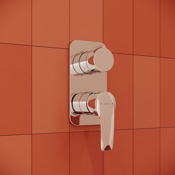 картинка Встраиваемый смеситель с тремя выходами Iddis Ray RAYSB00i68 