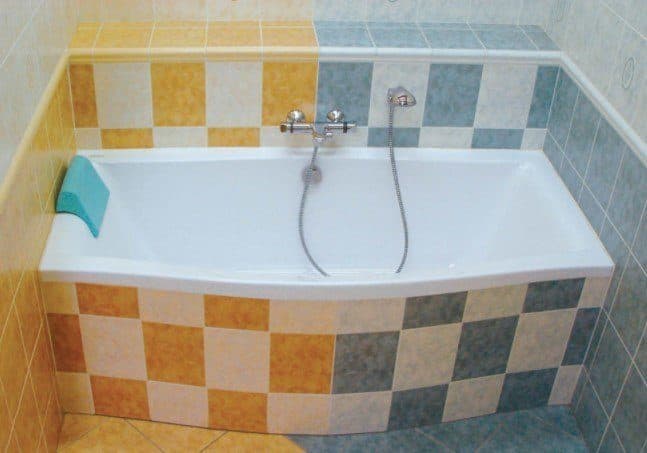 картинка Акриловая ванна Ravak Magnolia 170 см с ножками CY60000000 