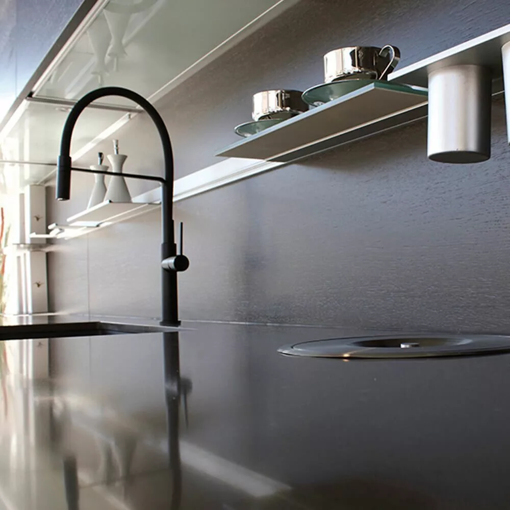 картинка Смеситель Clever Chef Slim Negro 60146 для кухонной мойки 