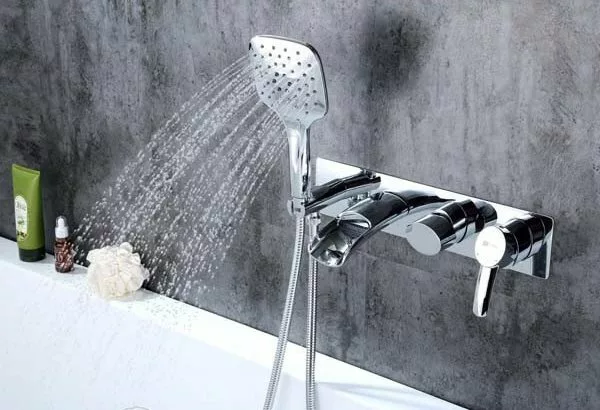 картинка Смеситель для ванны с душем Lemark Atlantiss LM3224C 