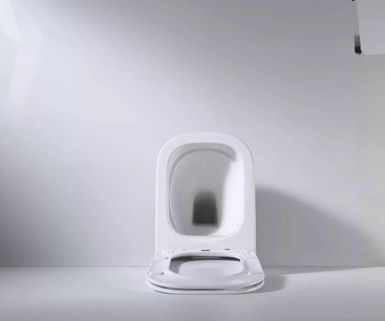 картинка Унитаз beWash SCHUTZ подвесной безободковый с сиденьем микролифт белый глянец 