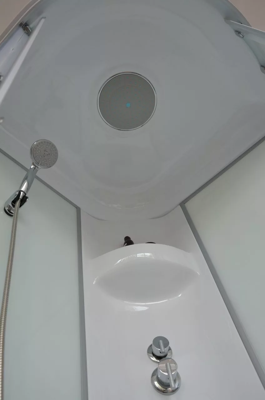 картинка Душевая кабина Royal Bath  90HP7-WC-CH (белое/матовое) 90x90x217 
