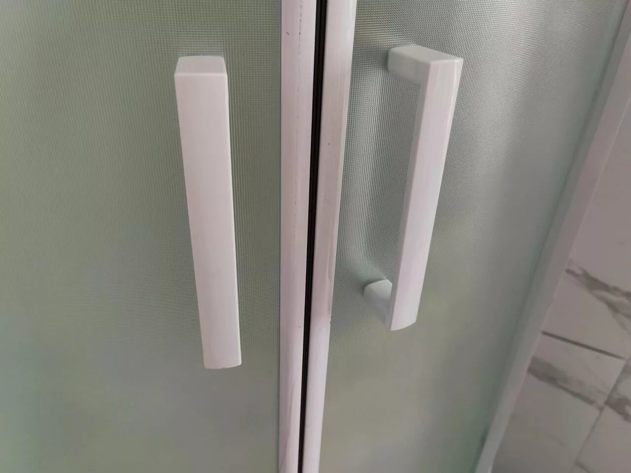 картинка Душевая кабина Frank F409 М White низкий поддон 