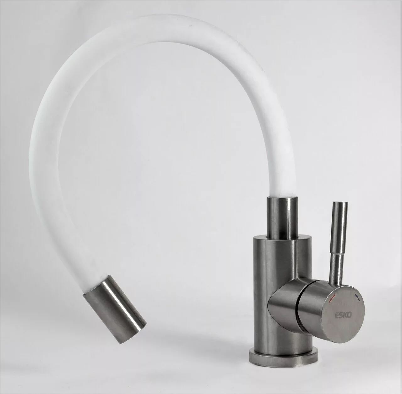 картинка Смеситель для кухонной мойки ESKO Snake K44 W 