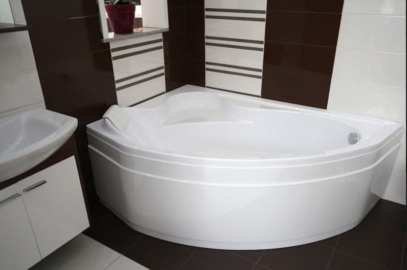 картинка Акриловая ванна Besco Delfina 166x107 L с ножками Stel 