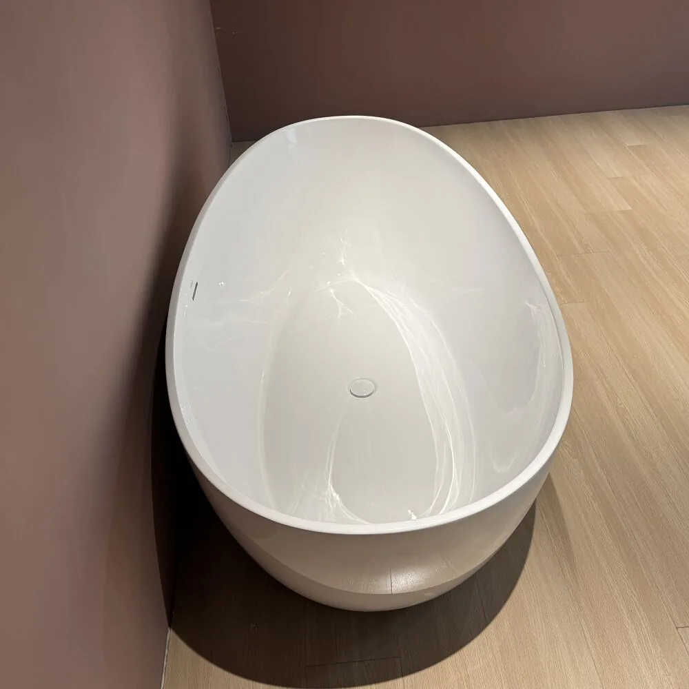 картинка Акриловая ванна ABBER AB9211-1.8 белая 