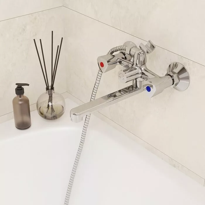 картинка Смеситель Milardo Tring TRISB02M02 для ванны с душем 
