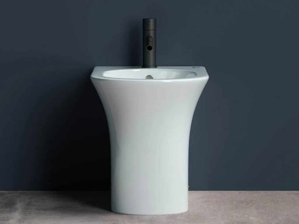 картинка Напольное биде Ceramicanova Star CN1906 